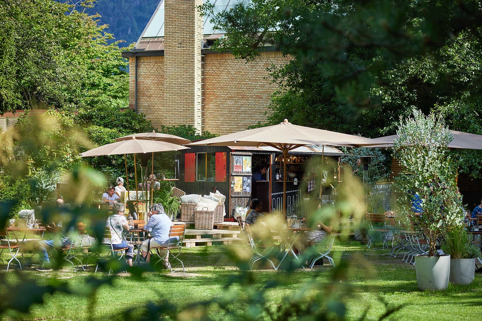 Gastrorollbar - un cirque culinaire itinérant Grass Essen Leute