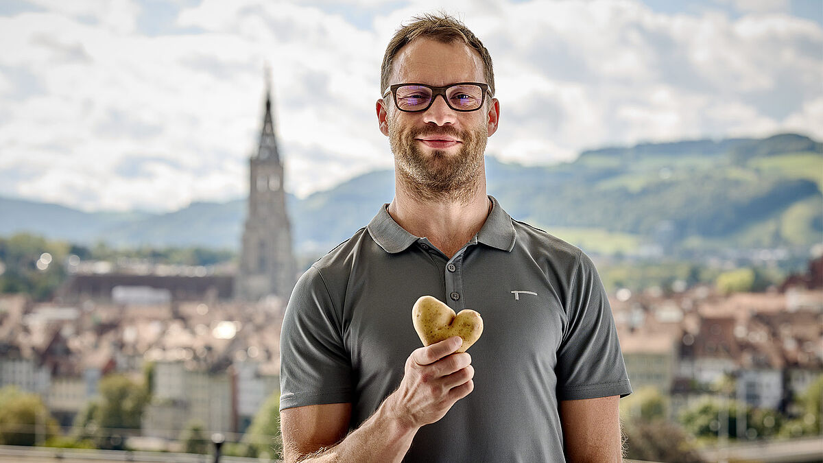 Mann mit Kartoffelherz