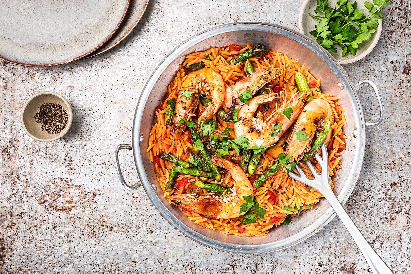 TEIGWARENREISPFANNE MIT SHRIMPS AIO E LIMONE
